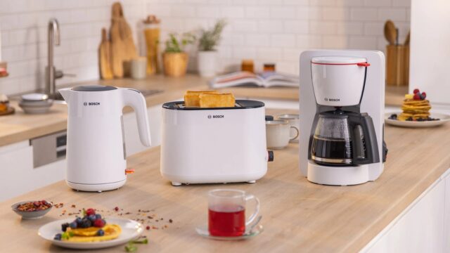 Bosch TWK2M161 electric kettle 1.7 L 2400 W White - imagine 5