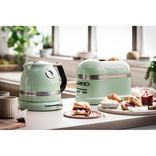 KitchenAid 5KEK1522EPT electric kettle 1.5 L 2400 W Green - imagine 4