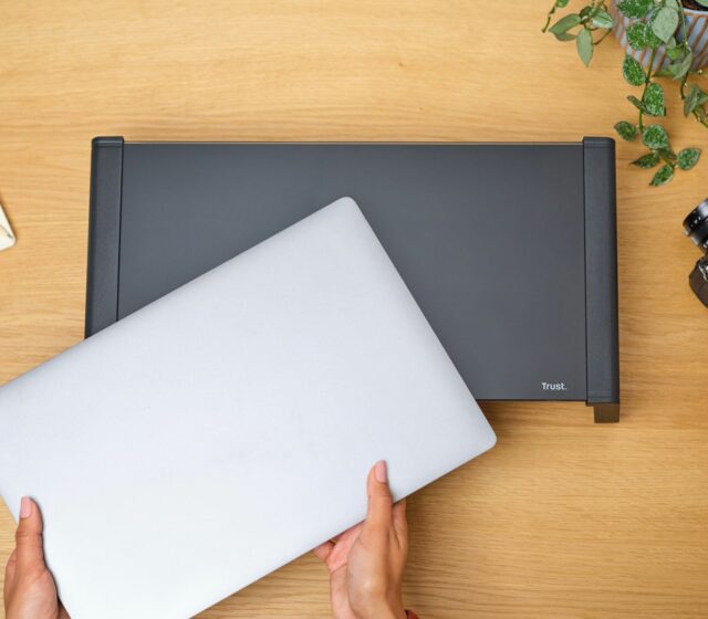 Trust Monta - Tempered glass monitor stand (black) - imagine 5