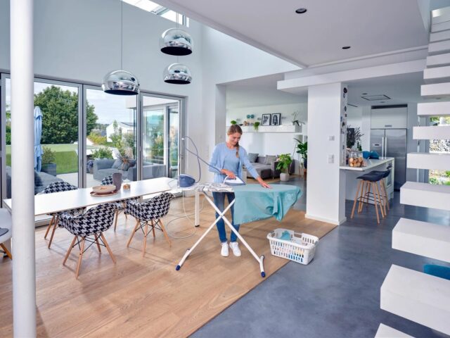 Leifheit Air Board Express M Solid ironing board  1200 x 380 mm - imagine 3