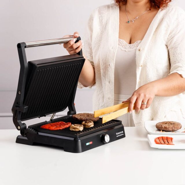 Taurus Bistro Essential 2600W meat and burger grill - imagine 8