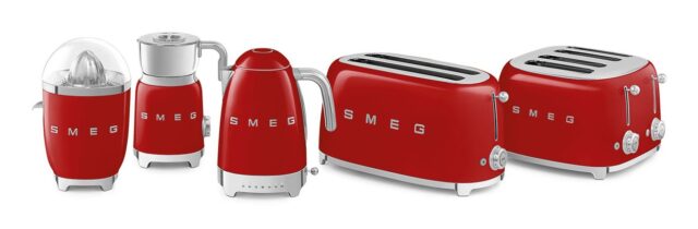 Smeg 50's Style Kettles KLF04RDEU Red - imagine 4