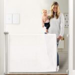 MOMCOZY RETRACTABLE BABY GATE 140CM WHITE - imagine 2