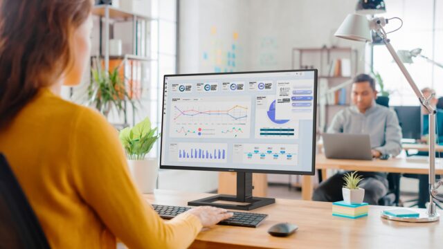 Philips 1000 series 24E1N1300AE/00 computer monitor 60.5 cm (23.8 ) 1920 x 1080 pixels Full HD LCD Black - imagine 6