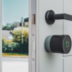 Yale Linus Smart Lock L2 Lite - smart door lock (black)