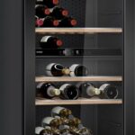 Bosch Serie 6 KWK36ABGA wine cooler Compressor wine cooler Freestanding Black 199 bottle(s)