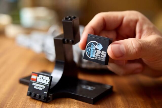 LEGO STAR WARS 75375 Millennium Falcon - imagine 4