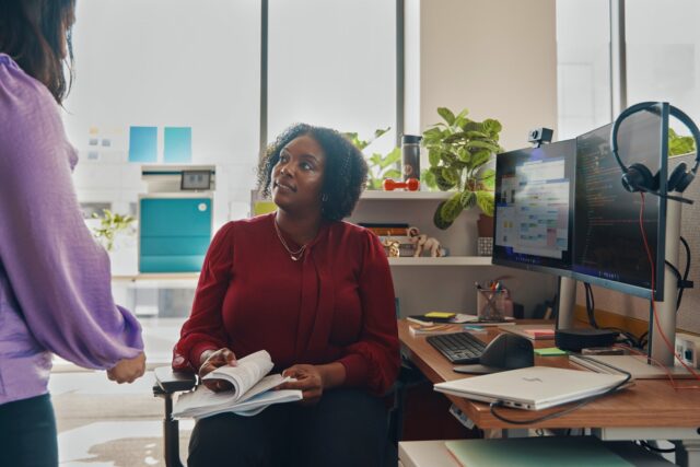 HP Poly Blackwire 3325 Stereo USB-C Headset +3.5mm Plug +USB-C/A Adapter - imagine 3