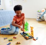 Mattel Hot Wheels City Super Car Charging Station HTN79 - imagine 3