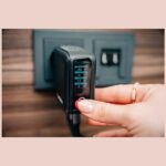 Verbatim Mini GaN mains charger 140W 3xUSB-C PD/1x USB-A QC EU/UK/USA adapter black 30240 - imagine 4