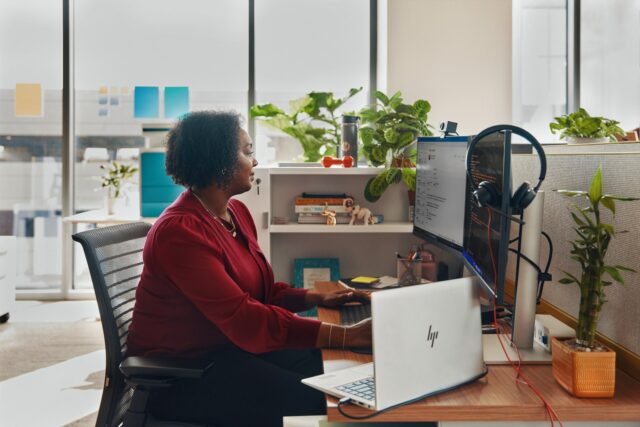 HP Poly Blackwire 3325 Stereo USB-C Headset +3.5mm Plug +USB-C/A Adapter - imagine 2