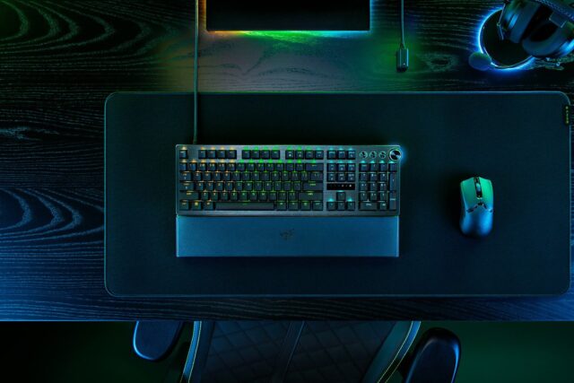 Razer | Huntsman V3 Pro | Gaming Keyboard | Wired | US | Black | Analog Optical - imagine 2