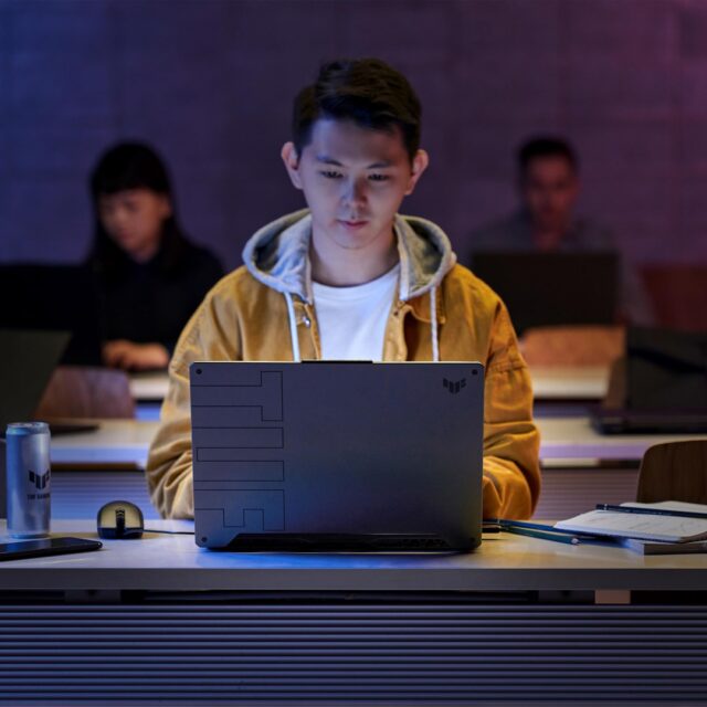 ASUS TUF Gaming A15 FA506NC-HN002W AMD Ryzen™ 5 7535HS Laptop 39.6 cm (15.6 ) Full HD 8 GB DDR5-SDRAM 512 GB SSD NVIDIA GeForce RTX 3050 Wi-Fi 6 (802.11ax) Windows 11 Home Black - imagine 5