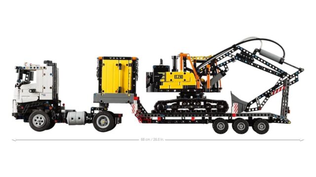 LEGO TECHNIC 42175 Volvo FMX Truck & EC230 Electric Excavat - imagine 10