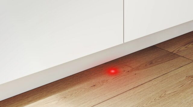 Bosch Serie 4 SPV4EMX24E dishwasher Fully built-in 10 place settings C - imagine 4