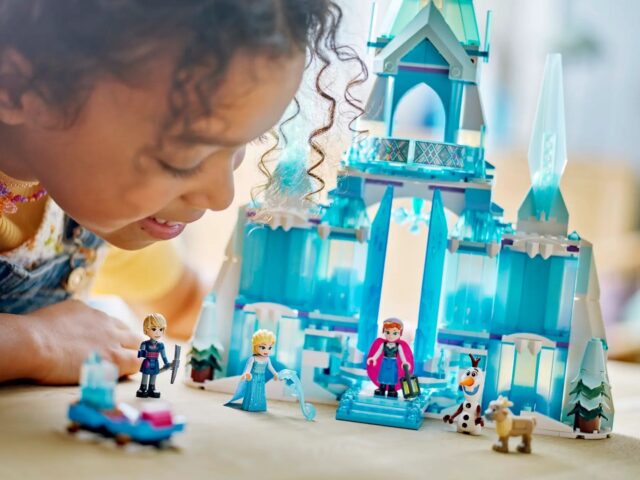 LEGO DISNEY 43244 Elsa's Ice Palace - imagine 7