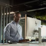 HP EliteOne 870 G9 Intel® Core™ i5 i5-13500 68.6 cm (27 ) 1920 x 1080 px 16 GB DDR5-SDRAM 512 GB SSD All-in-One PC Windows 11 Pro Wi-Fi 6E (802.11ax) Silver - imagine 10