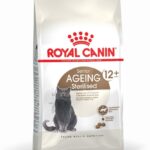 Royal Canin Senior Ageing Sterilised 12+ dry cat food Corn Poultry Vegetable 2 kg