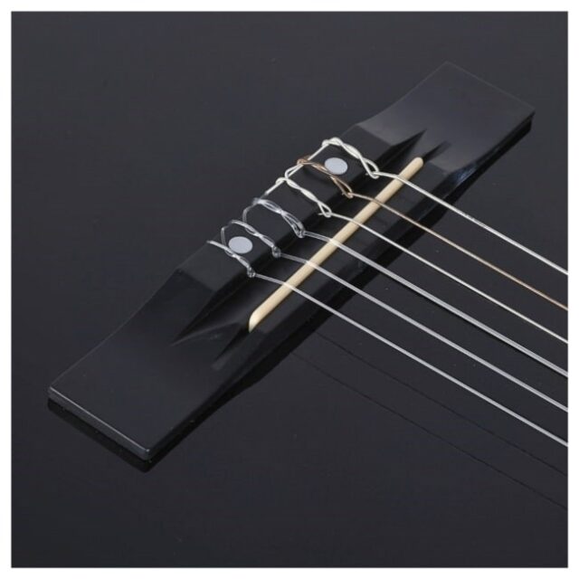 SUPRIMO CGS1 BK - classical guitar 4/4  black - imagine 3