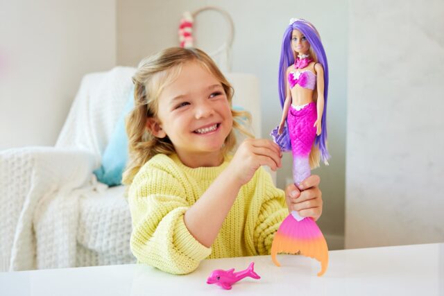 Barbie A Touch of Magic “Malibu” Mermaid Doll with Color Change Feature  Pet Dolphin and Accessories - imagine 2