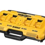 DEWALT CHARGER DCB104 4-PORTS XR 8A