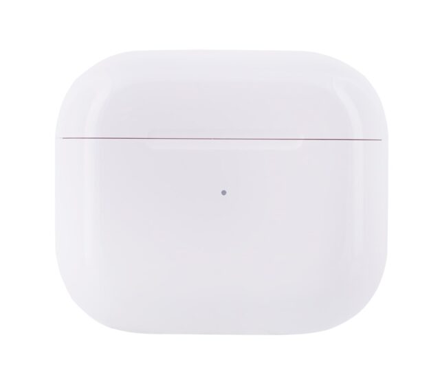 Apple AirPods (3rd generation) with Lightning Charging Case - imagine 6