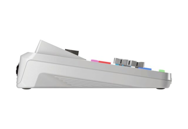 RODECaster Duo White Podcast production studio Music production station  white - imagine 3