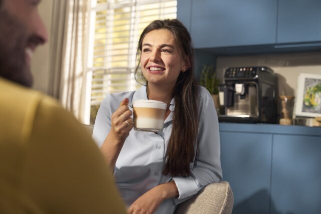 Philips Series 2200 EP2230/10 coffee maker Fully-auto Espresso machine 1.8 L - imagine 5