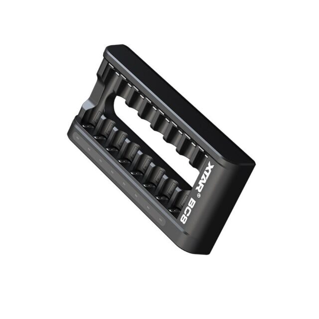 XTAR BC8 battery charger  R03 / AAA and R6 / AA Li-ion 1 5V / NiMH - imagine 5