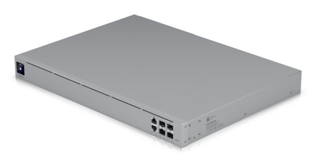 Ubiquiti EFG gateway/controller 10  100  1000  2500 Mbit/s - imagine 6