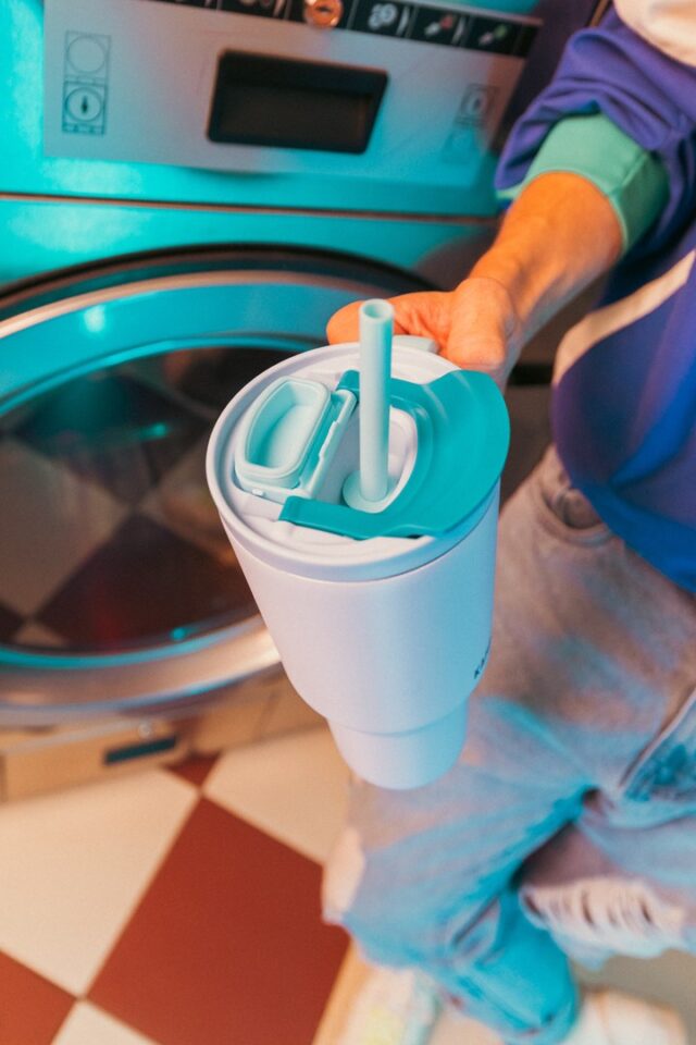 Thermal mug with telescopic straw Kambukka Rio Tumbler 950ml Frosty Coconut - imagine 7