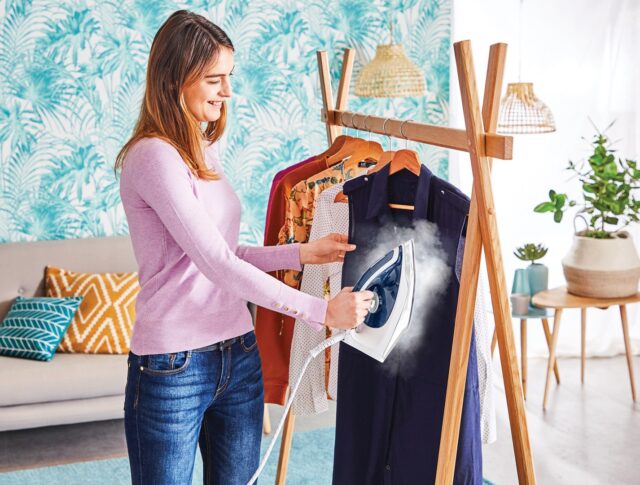 Tefal Express Essential SV6116 2200 W 1.4 L Blue  White - imagine 7