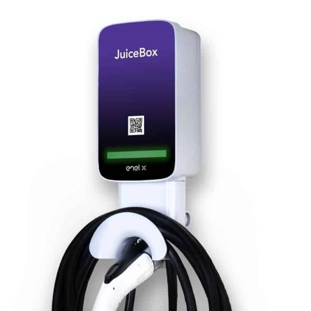 Electric vehicle charging station - Enel X JuiceBox 2.01 with cable - imagine 3