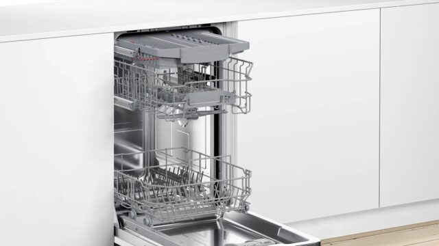 Series 4 Fully integrated built-in dishwasher 45 cm E - imagine 2