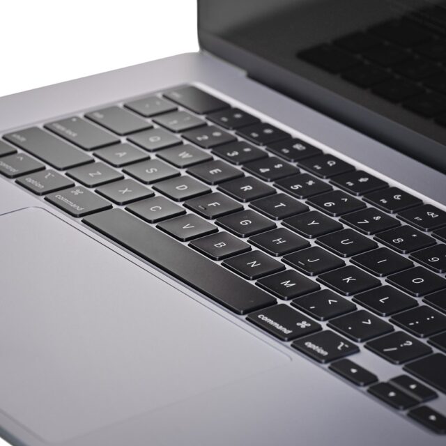 Apple MacBook Air Apple M M4 Laptop 38.9 cm (15.3 ) 24 GB 512 GB SSD Wi-Fi 6E (802.11ax) macOS Sequoia Blue - imagine 5