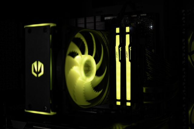 Actina 5901443413820 PC AMD Ryzen™ 5 7500F 32 GB DDR5-SDRAM 1 TB SSD AMD Radeon RX 7700 XT Midi Tower Black - imagine 10