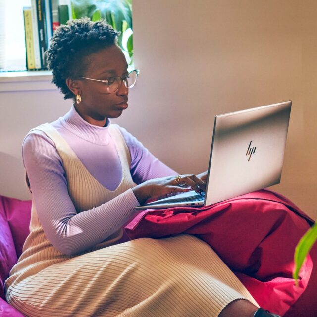 HP ZBook Firefly G10 Intel® Core™ i7 i7-1365U Mobile workstation 35.6 cm (14 ) WUXGA 16 GB DDR5-SDRAM 1 TB SSD NVIDIA RTX A500 Wi-Fi 6E (802.11ax) Windows 11 Pro Silver - imagine 7