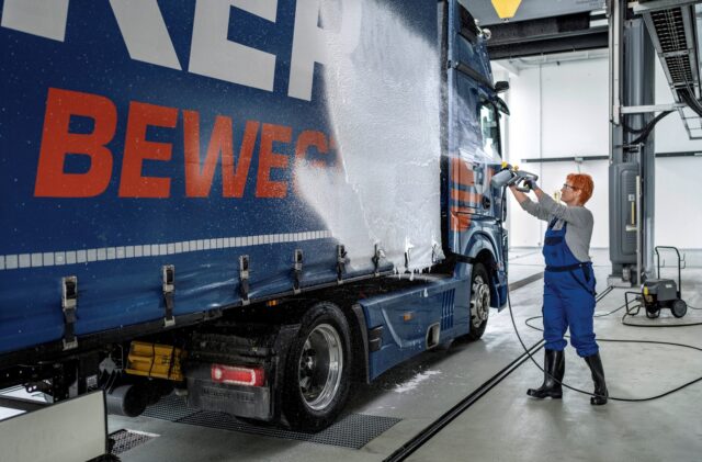 Kärcher HD 5/11 E EB+ Foam Classic professional pressure washer 500 l/h 2200 W (1.520-831.0) Anthracite - imagine 4