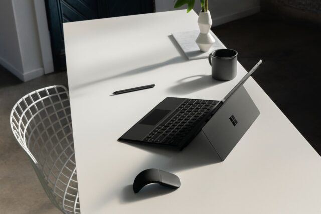 Microsoft Surface Arc Mouse - Black - Commercial - imagine 8
