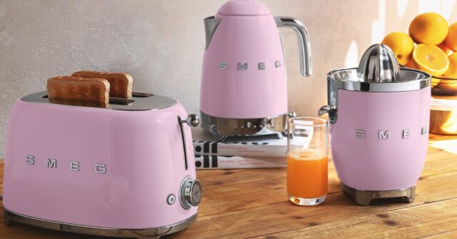 Smeg 50's Style Kettles KLF04PKEU Pink - imagine 9
