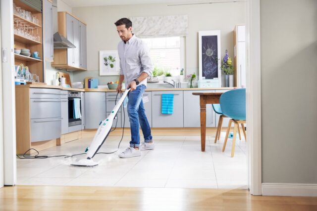 LEIFHEIT CleanTenso Upright steam cleaner 0.55 L 1200 W Blue  White - imagine 8