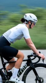 Kask Rowerowy HJC FURION 3.0 WHITE HOLOGRAM r. L - imagine 7