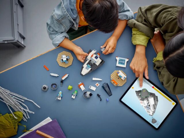 LEGO CITY 60429 SPACESHIP AND ASTEROID DISCOVERY - imagine 9