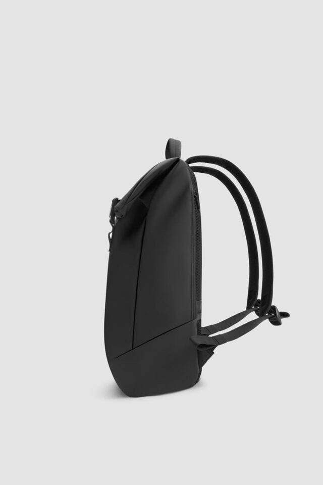 XD DESIGN BACKPACK URBAN FLAP-TOP BLACK P/N: P706.2601 - imagine 5