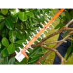 Black & Decker BEHTS401-QS power hedge trimmer - imagine 10