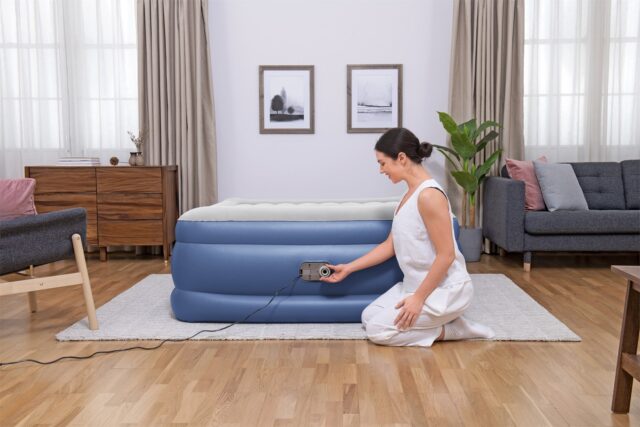Bestway Tritech Air Mattress Queen with Built-in AC Pump and Antimicrobial Coating 2.03 m x 1.52 m x 56 cm - imagine 10