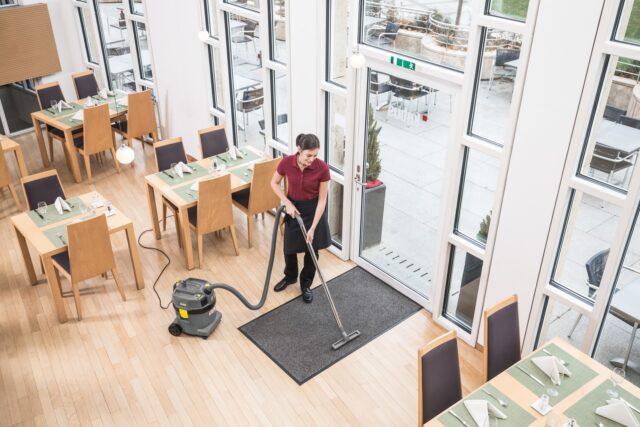 Kärcher NT 22/1 Ap Te L Black  Grey  Yellow 22 L 1300 W - imagine 2