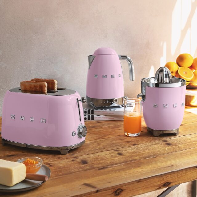Smeg 50's Style Kettles KLF04PKEU Pink - imagine 8