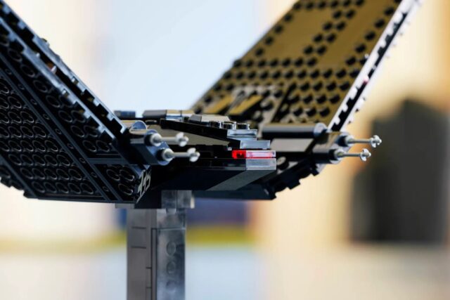 LEGO STAR WARS 75406 Kylo Ren's Command Shuttle - imagine 9