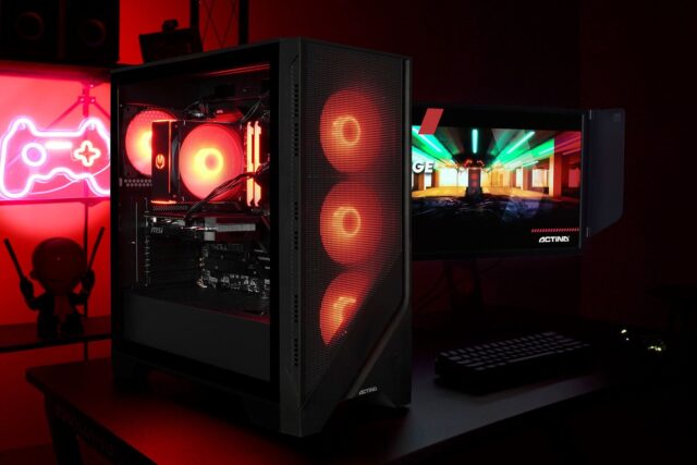 Actina 5901443406099 PC AMD Ryzen™ 5 7500F 32 GB DDR5-SDRAM 1 TB SSD AMD Radeon RX 7700 XT Midi Tower Black - imagine 6